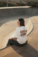 Camisa Oversized Cristã “God is Good” – Lançamento Exclusivo ONLY